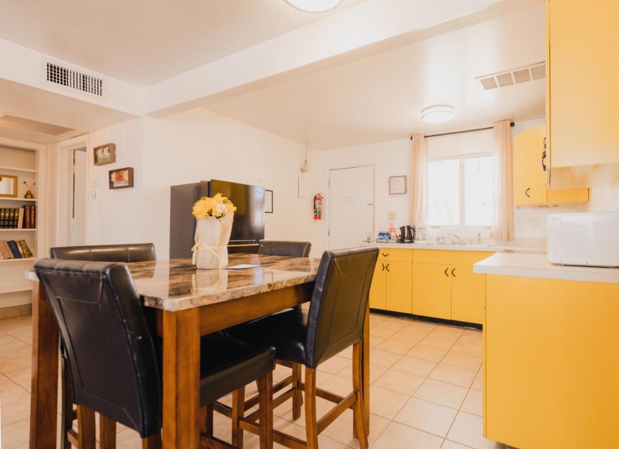 1 Or 3 Bedroom Apartment With Full Kitchen Page Ngoại thất bức ảnh